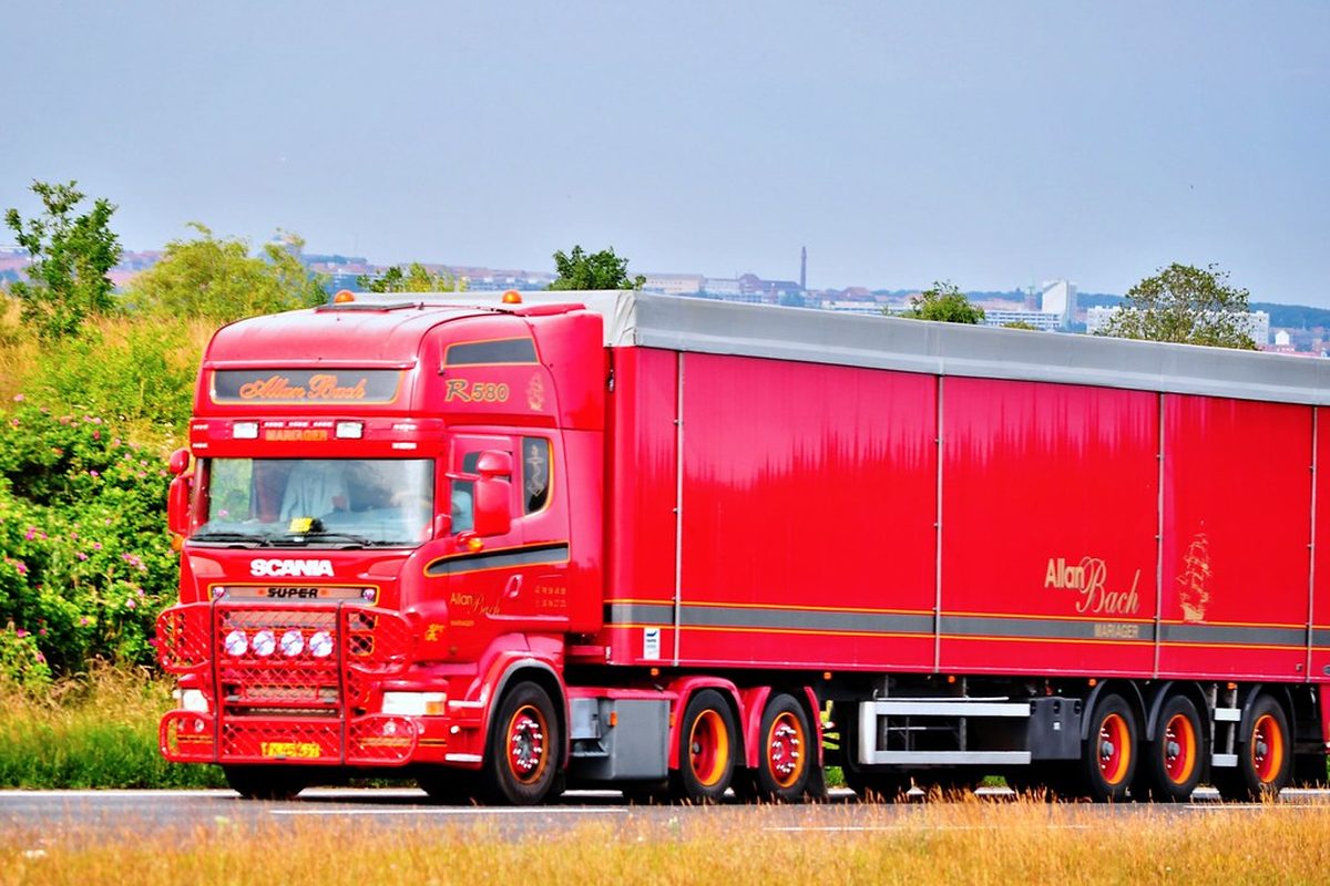 Consolidate Freight, Cut Fees